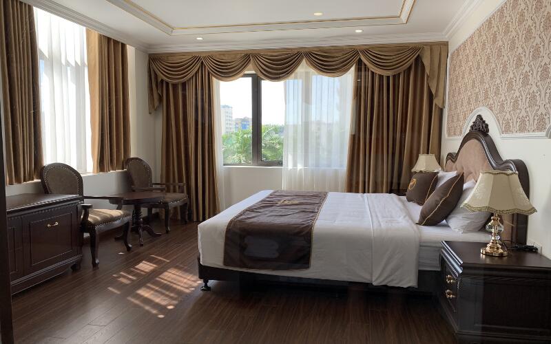 Khách sạn Dragon Legend Hạ Long 4* Khách sạn Dragon Legend Hạ Long 4*