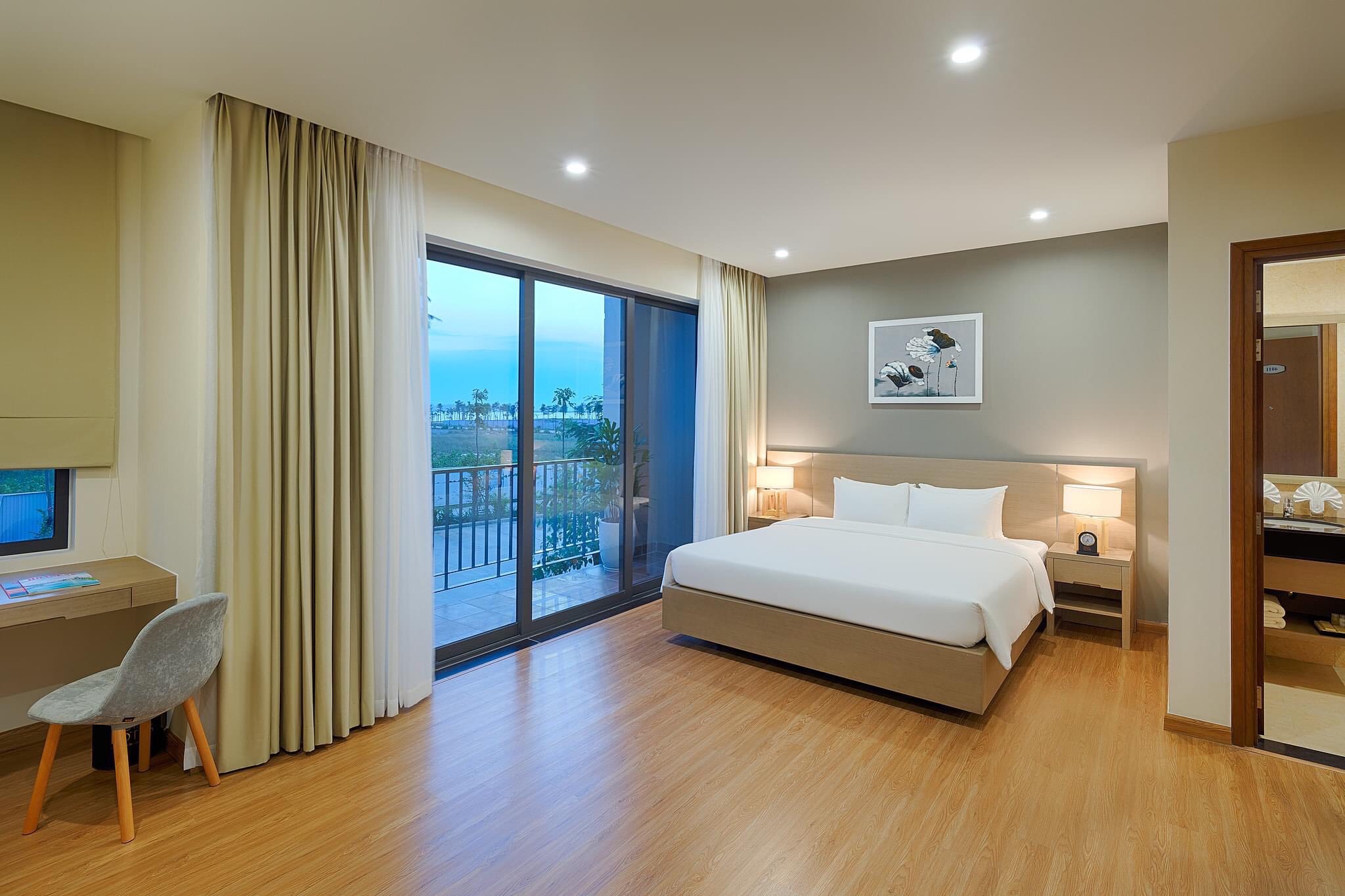 Phòng ngủ tại villa Lotus Hạ Long